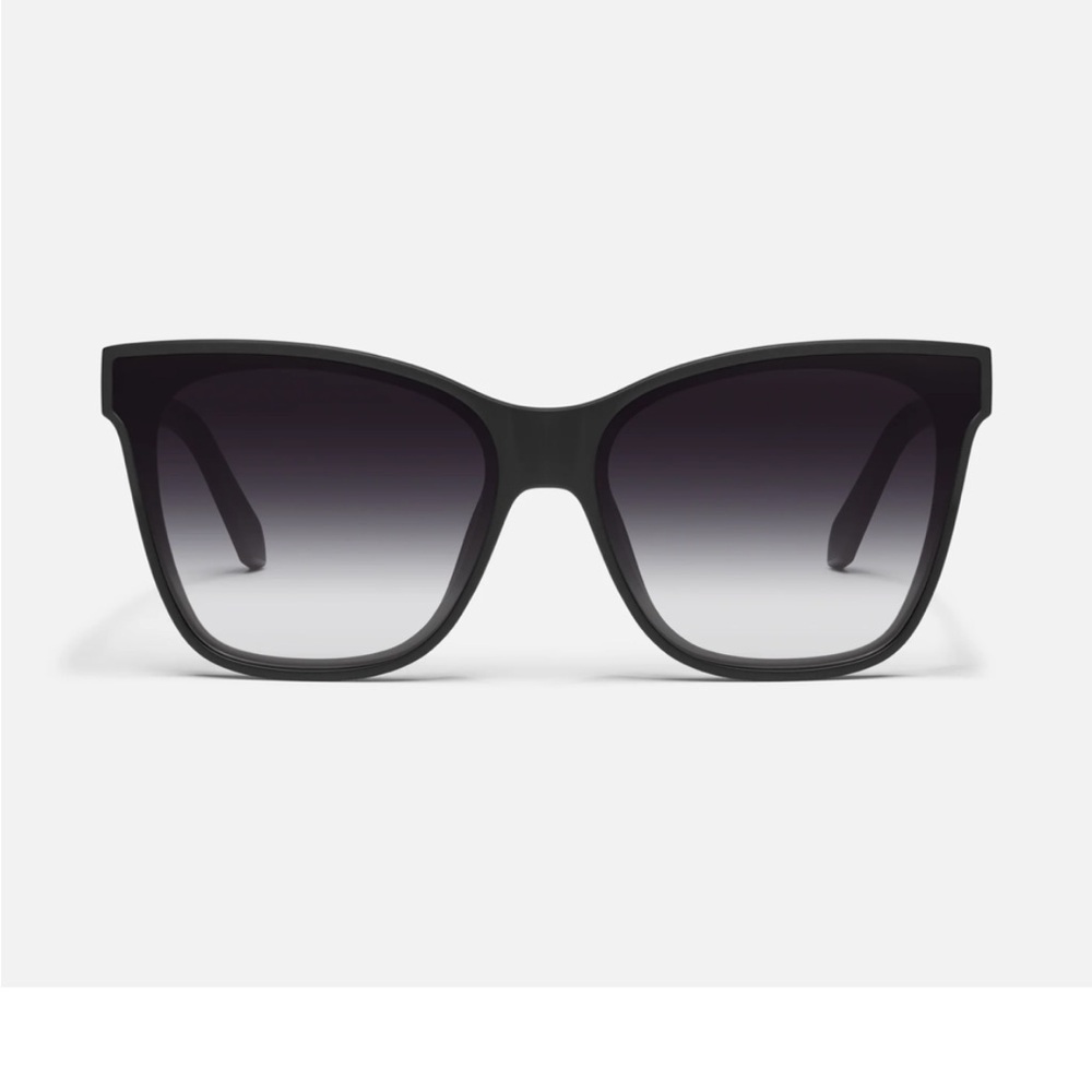 Quay Australia Sunglasses "After Party" matte black frame